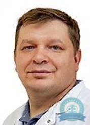 Детский физиотерапевт Карасенко Владимир Павлович